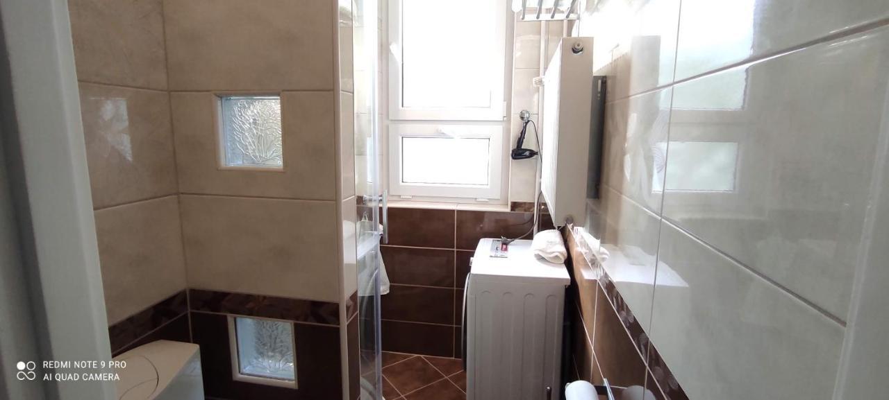 Heidi Apartman Szegedin Exterior foto
