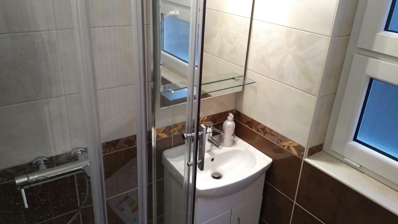 Heidi Apartman Szegedin Exterior foto